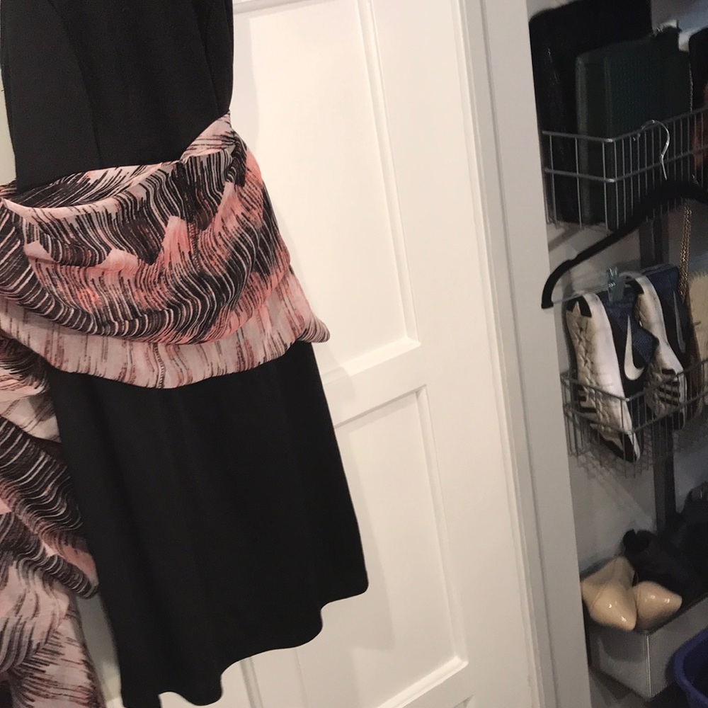 Float High/Low Maxi Dress - Picture 4 of 7